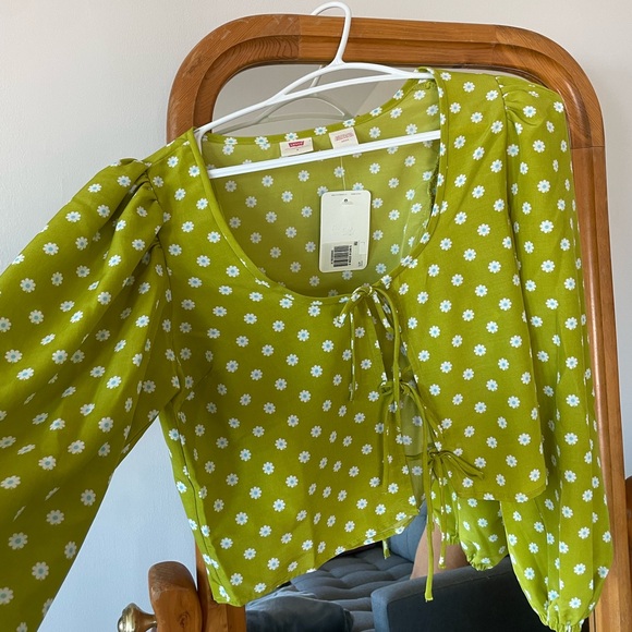 BNWT Levi tie up daisy blouse small - Picture 1 of 3
